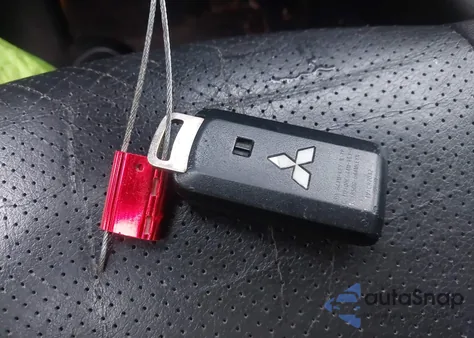 2016 Mitsubishi Outlander Sel z USA, uszkodzony, nr VIN JA4AD3A37GZ005909